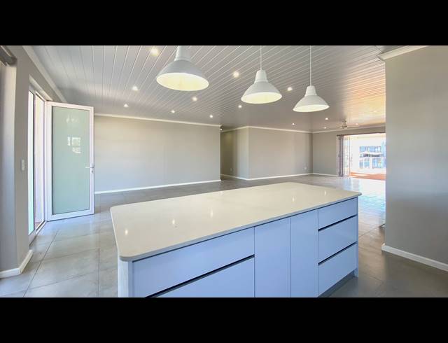 3 BEDROOM HOUSE FOR SALE IN PORT OWEN
